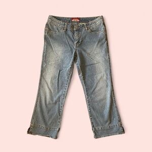 Vintage Y2K Union Bay Low-Rise Light Wash Capri Jeans